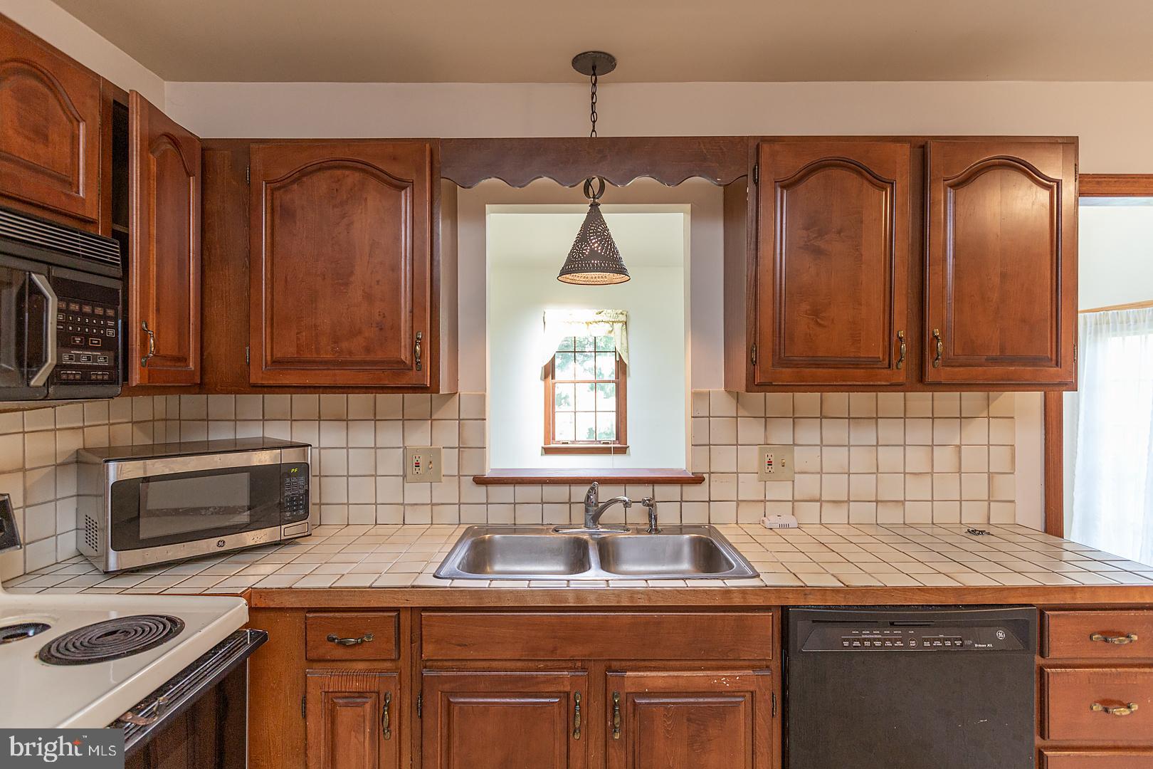 7 Countryside Lane Lititz, PA 17543 - Photo 11 of 61