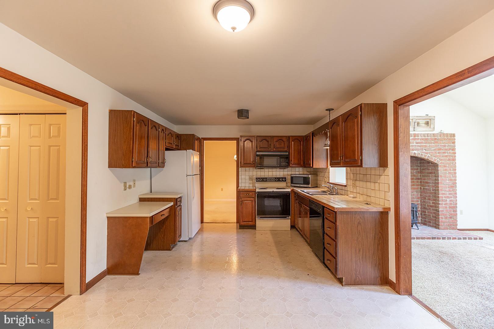 7 Countryside Lane Lititz, PA 17543 - Photo 12 of 61