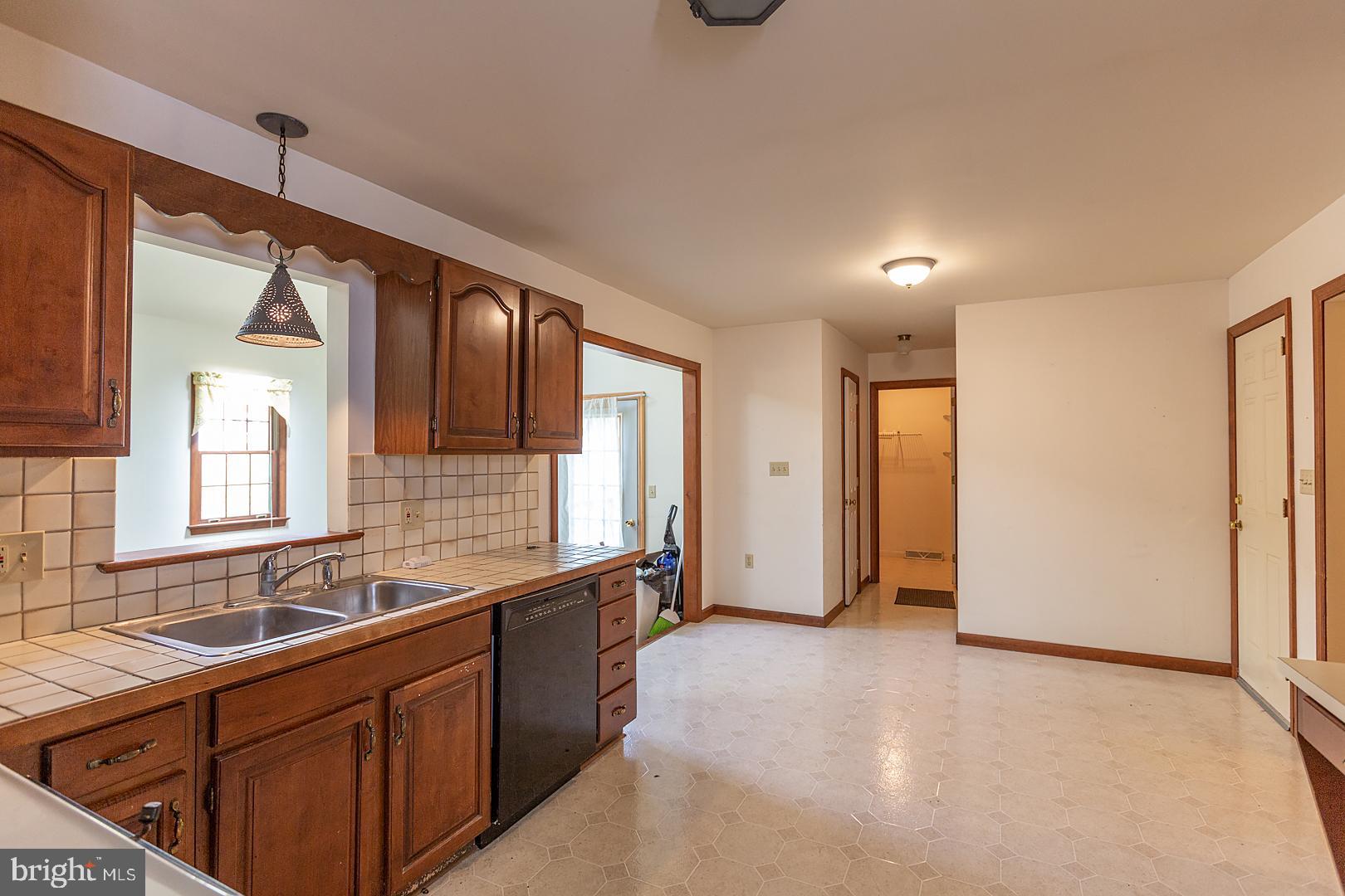 7 Countryside Lane Lititz, PA 17543 - Photo 10 of 61