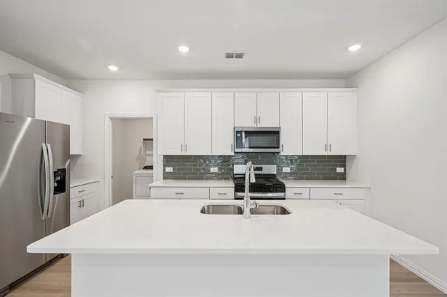 $389,440 | 1705 Arches Road, Anna, TX 75409