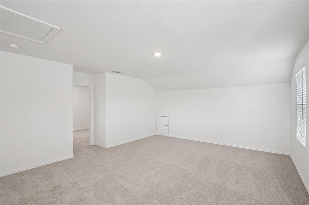 1705 Arches Road Anna, TX 75409 - Photo 17 of 29 Photo is not of the actual home, but is an inspirational photo of builder’s model home and may depict options, furnishings, and/or decorator features that are not included.