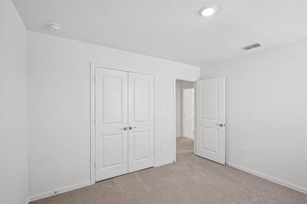 1705 Arches Road Anna, TX 75409 - Photo 21 of 29 Photo is not of the actual home, but is an inspirational photo of builder’s model home and may depict options, furnishings, and/or decorator features that are not included.