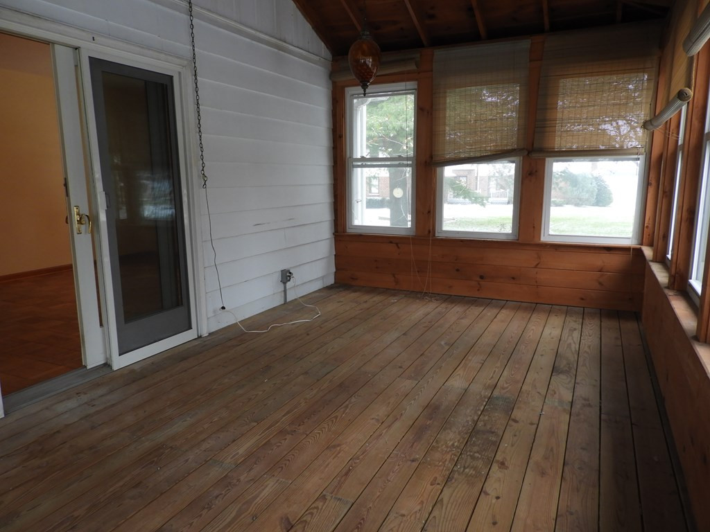 9 Academy Street Rouses Point, NY 12979 - Photo 17 of 21 Gallery Image 17