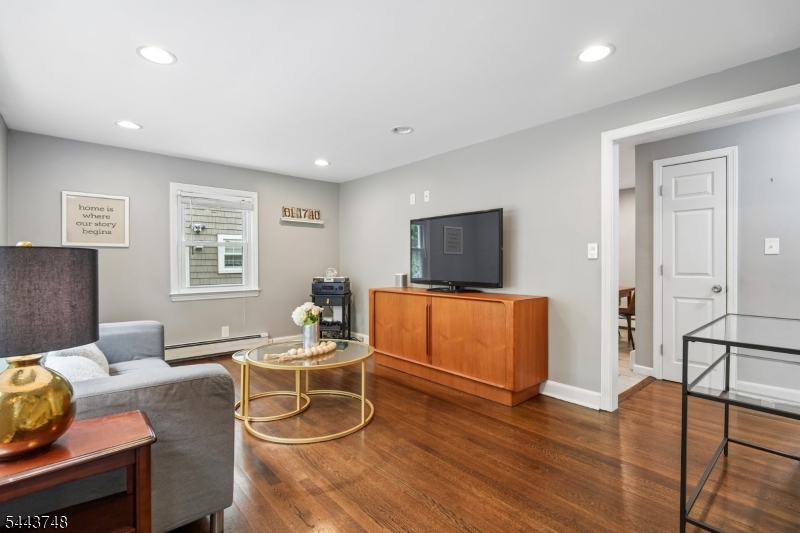 74 Meisel Avenue Springfield, NJ 07081 - Photo 7 of 35
