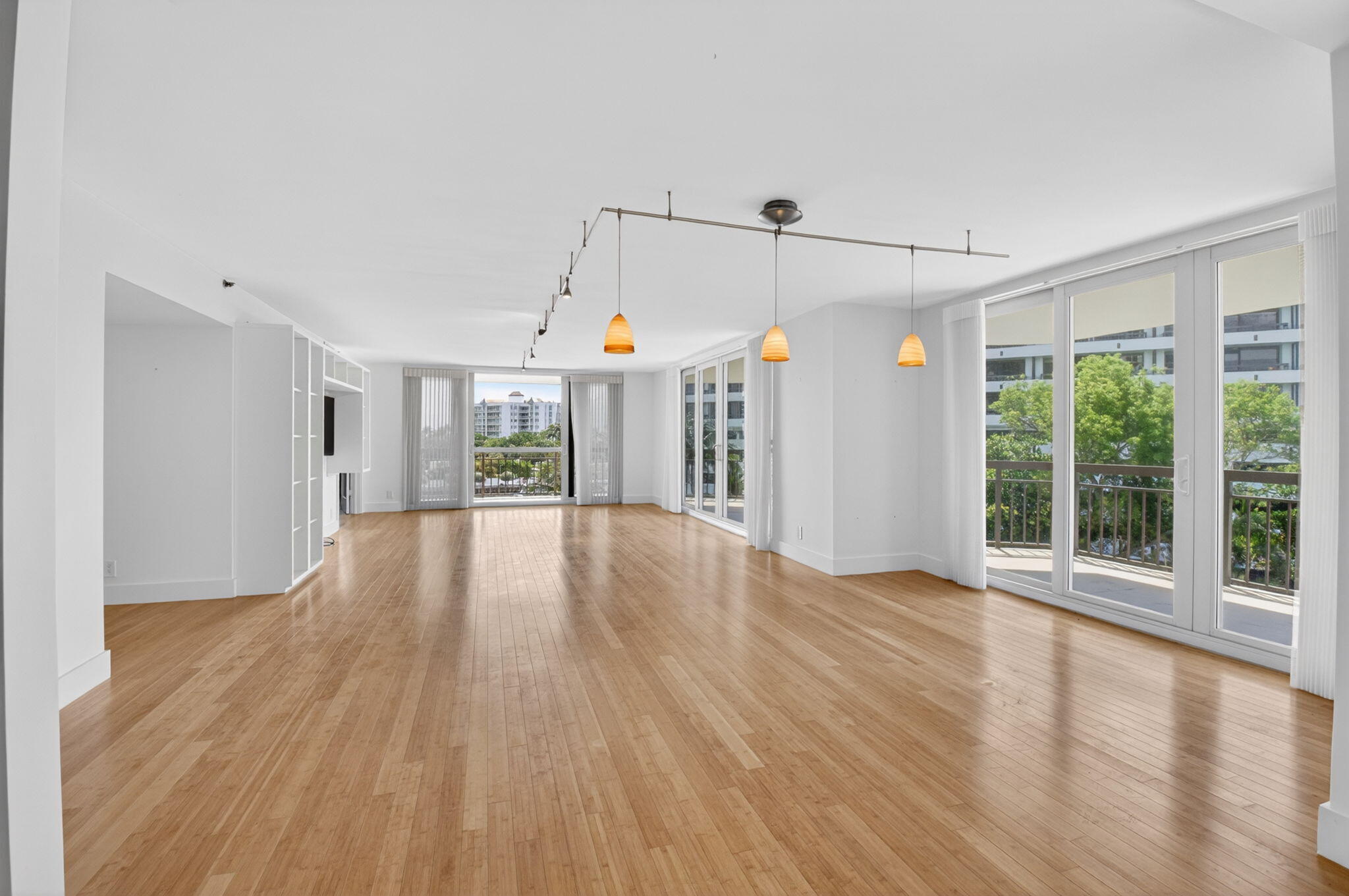 901 East Camino, Unit 4C Boca Raton, FL 33432 - Photo 13 of 71 13-web-or-mls-DSC_9149
