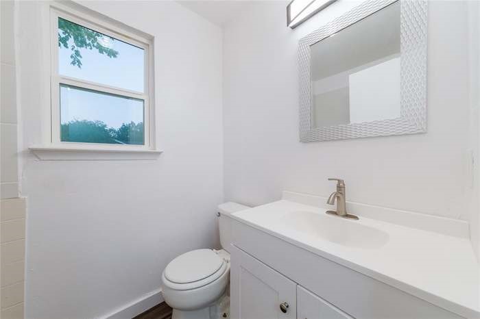 5535 Pine Place Austin, TX 78744 - Photo 16 of 25