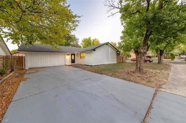 5535 Pine Place Austin, TX 78744 - Photo 2 of 25