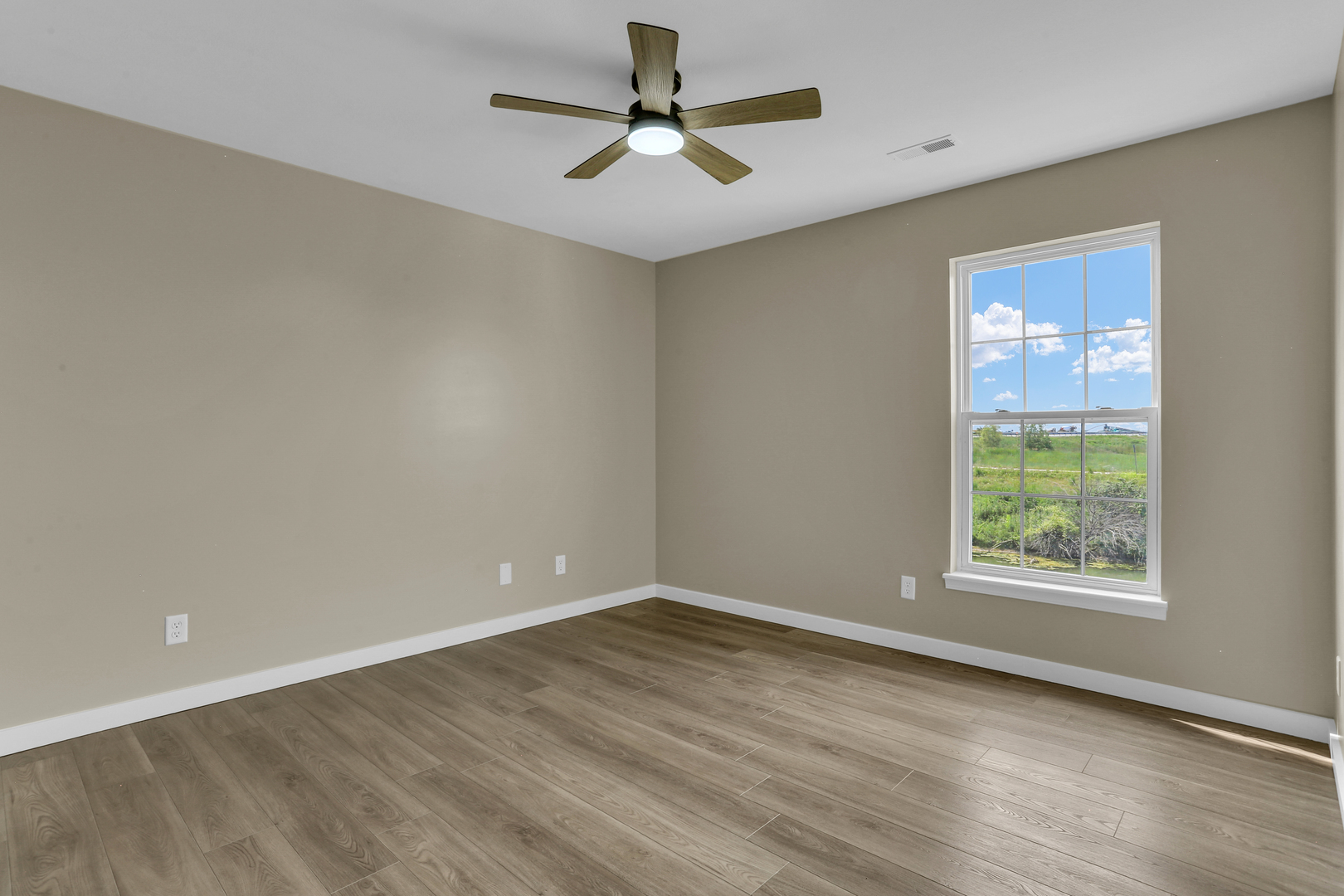 3417 Clayton Road Champaign, IL 61822 - Photo 21 of 33 Gallery Image 21