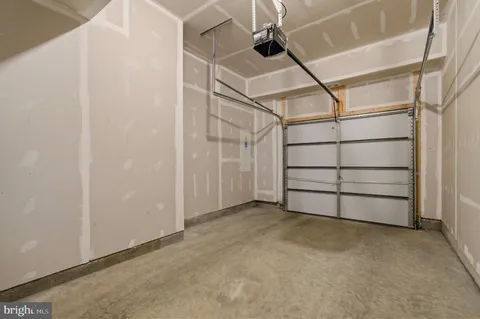 $549,900 | 16126 Connors Way, Unit 87, Rockville, MD 20855