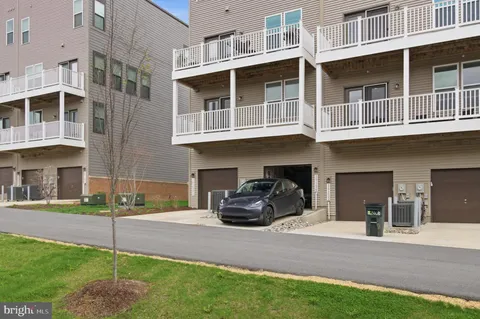 $549,900 | 16126 Connors Way, Unit 87, Rockville, MD 20855