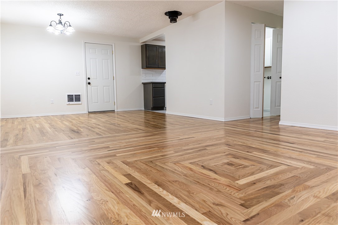 10440 184th Avenue Southwest Rochester, WA 98579 - Photo 6 of 29