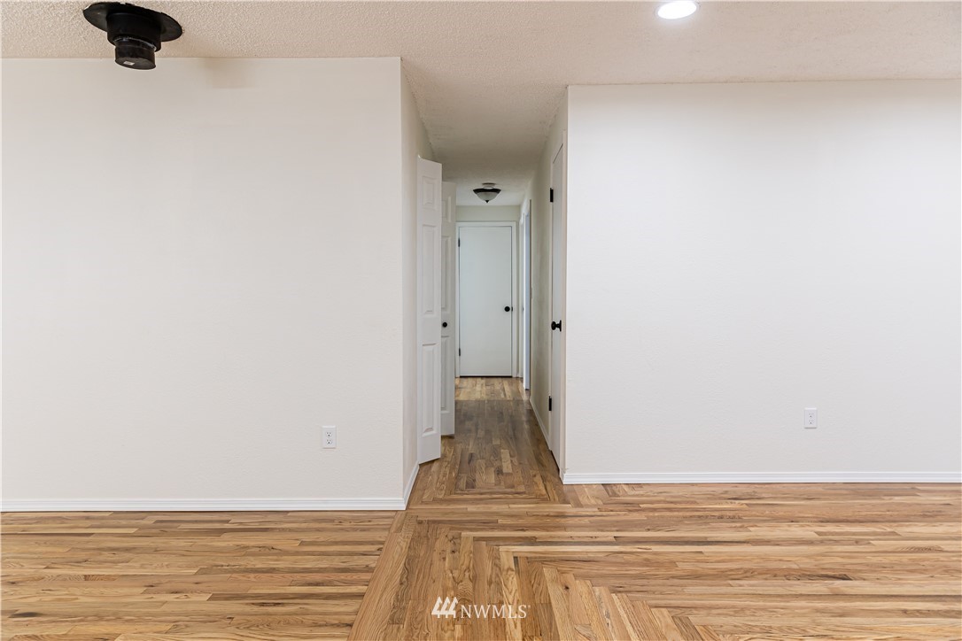 10440 184th Avenue Southwest Rochester, WA 98579 - Photo 10 of 29