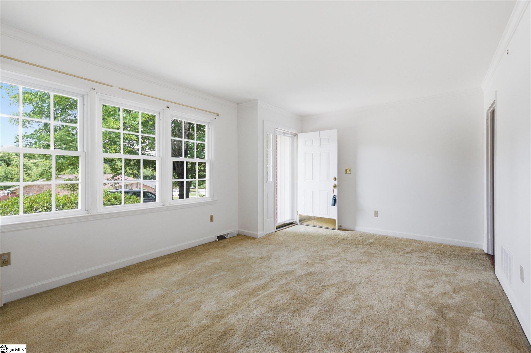106 Del Norte Road Greenville, SC 29615 - Photo 9 of 42