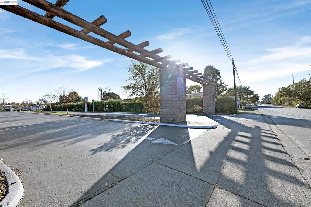 711 Old Canyon Road Fremont, CA 94536 - Photo 34 of 37