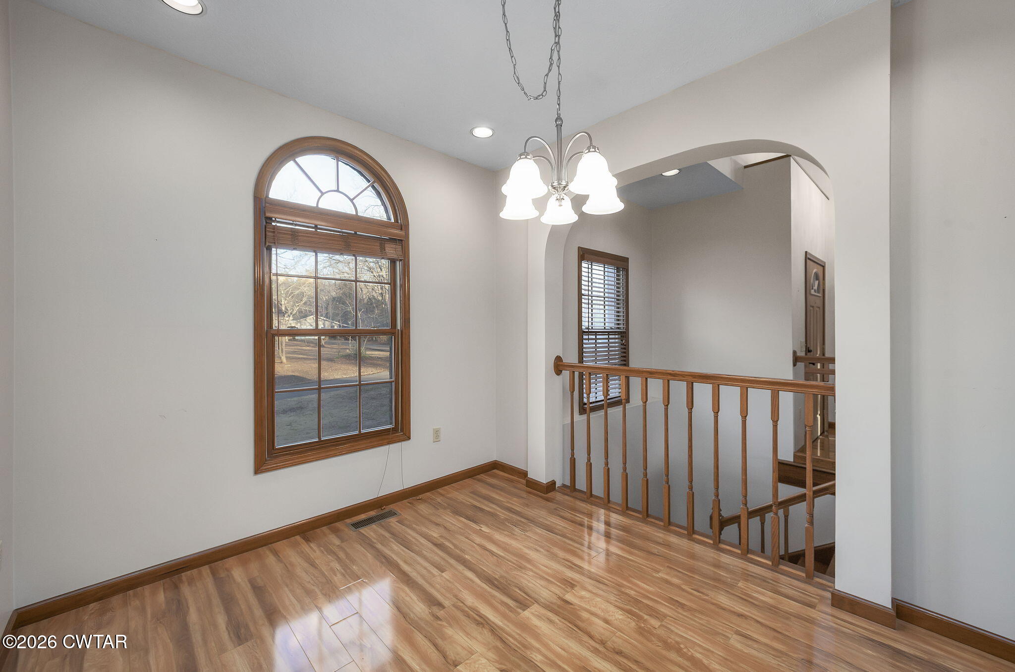 40 Pine Cove Parsons, TN 38363 - Photo 12 of 56 a view of a livingroom with a ceiling fan and window