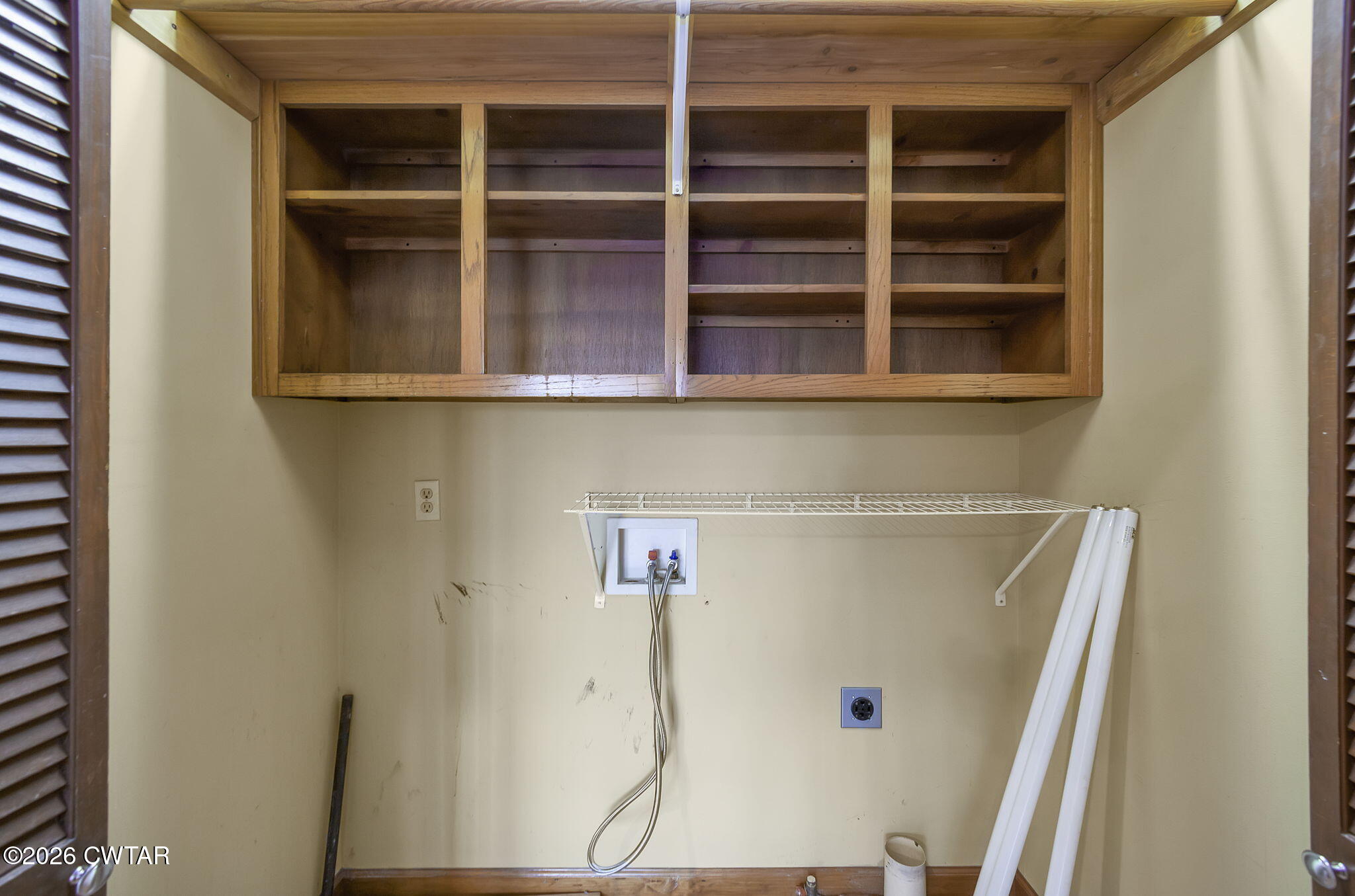 40 Pine Cove Parsons, TN 38363 - Photo 22 of 56 a view of front door