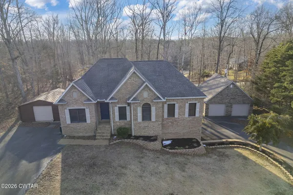 a house view with a outdoor space