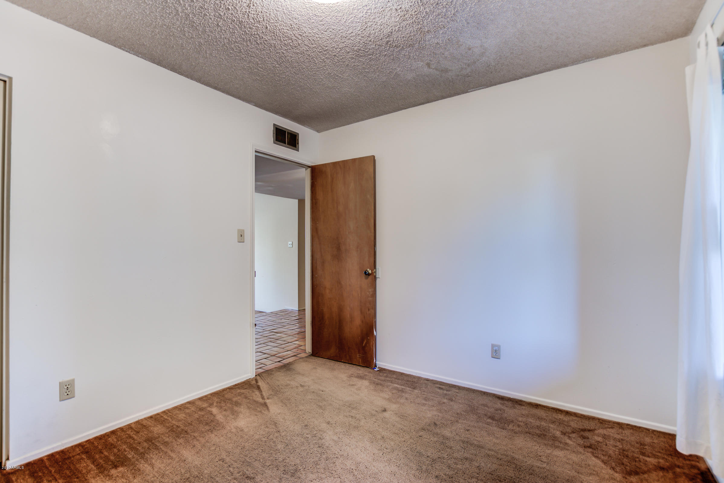 4034 West Hatcher Road Phoenix, AZ 85051 - Photo 31 of 42 33-Bedroom 1