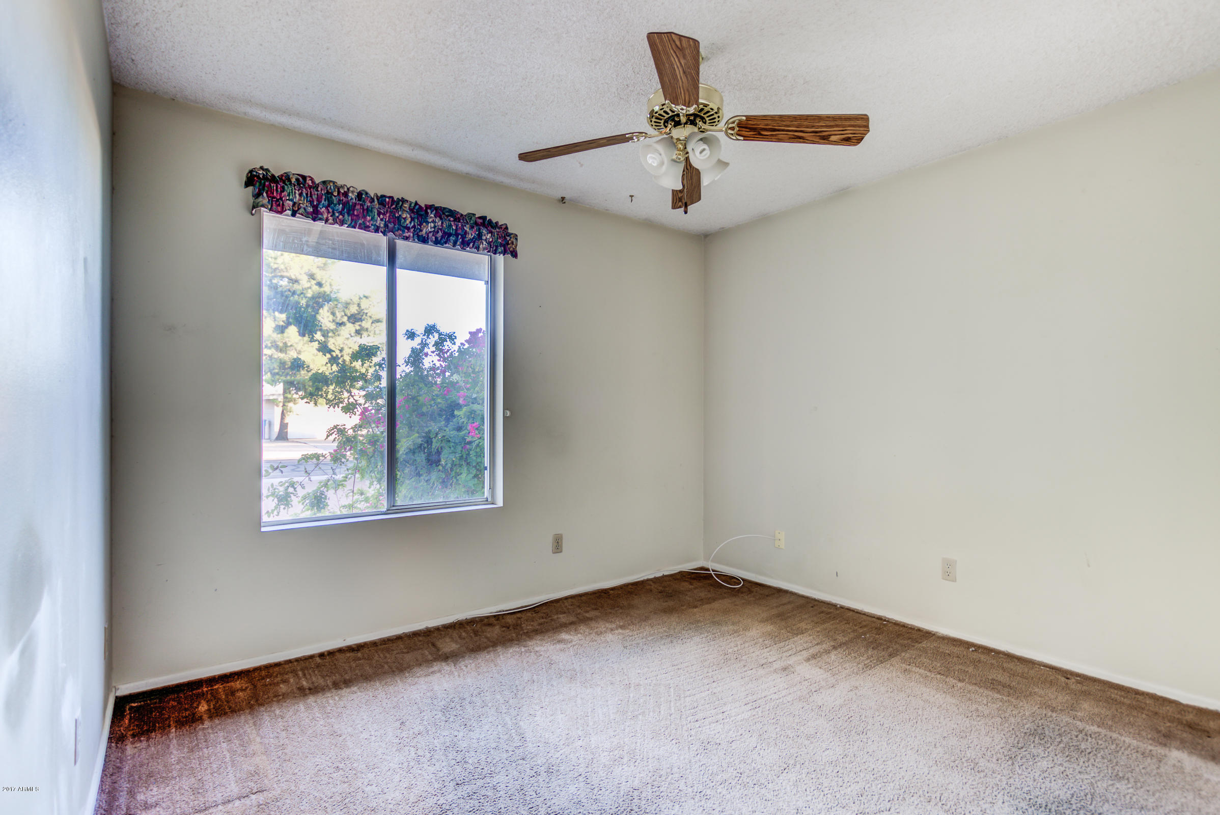 4034 West Hatcher Road Phoenix, AZ 85051 - Photo 36 of 42 38-Bedroom 3