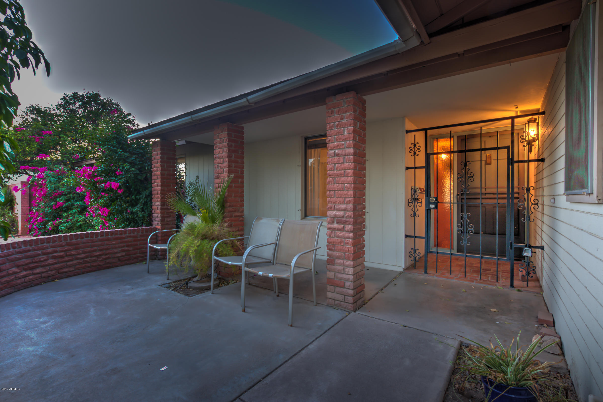 4034 West Hatcher Road Phoenix, AZ 85051 - Photo 4 of 42 04-Front Entrance