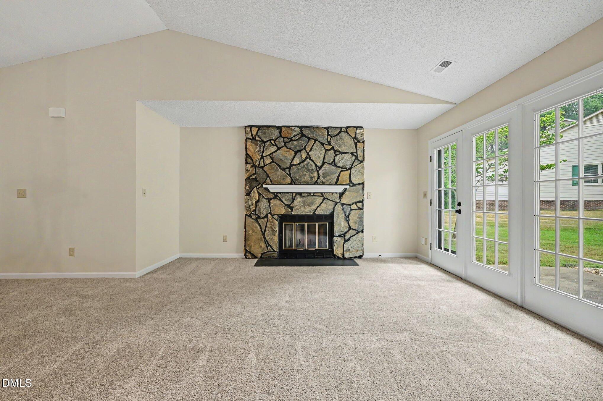 6802 Fairpoint Court Raleigh, NC 27613 - Photo 5 of 17