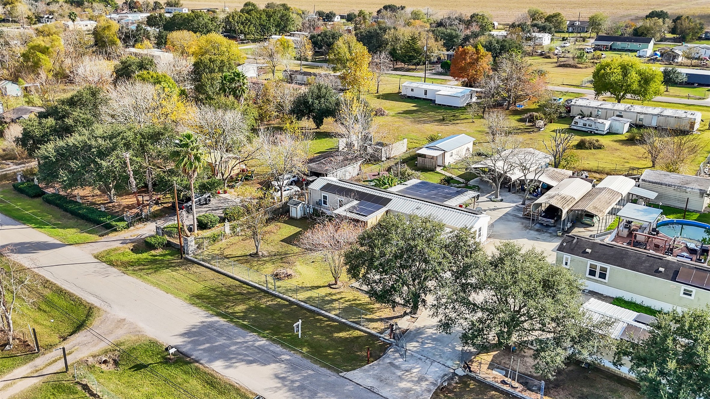 1010 Airline North Rosharon, TX 77583 - Photo 4 of 34