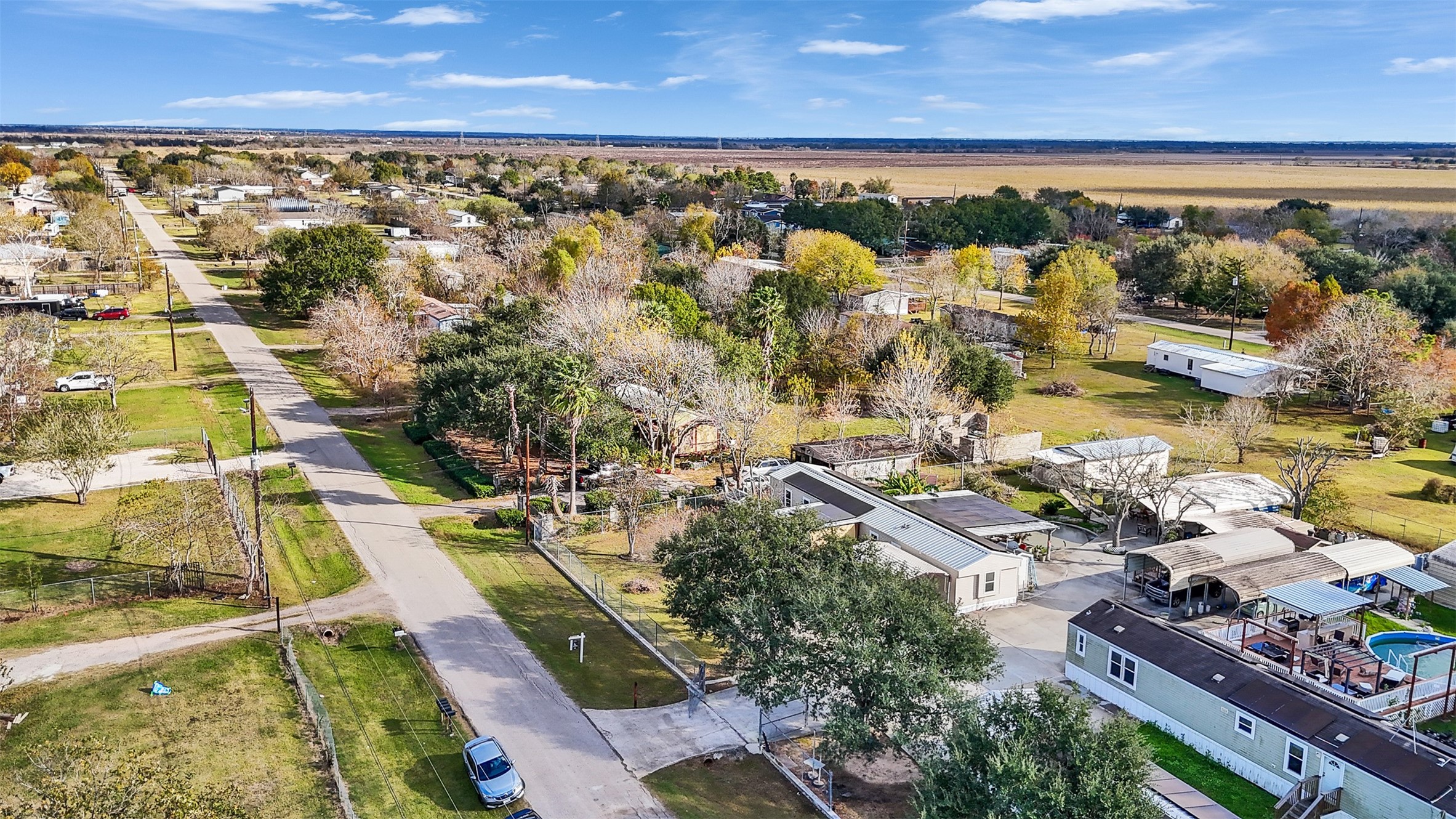 1010 Airline North Rosharon, TX 77583 - Photo 6 of 34