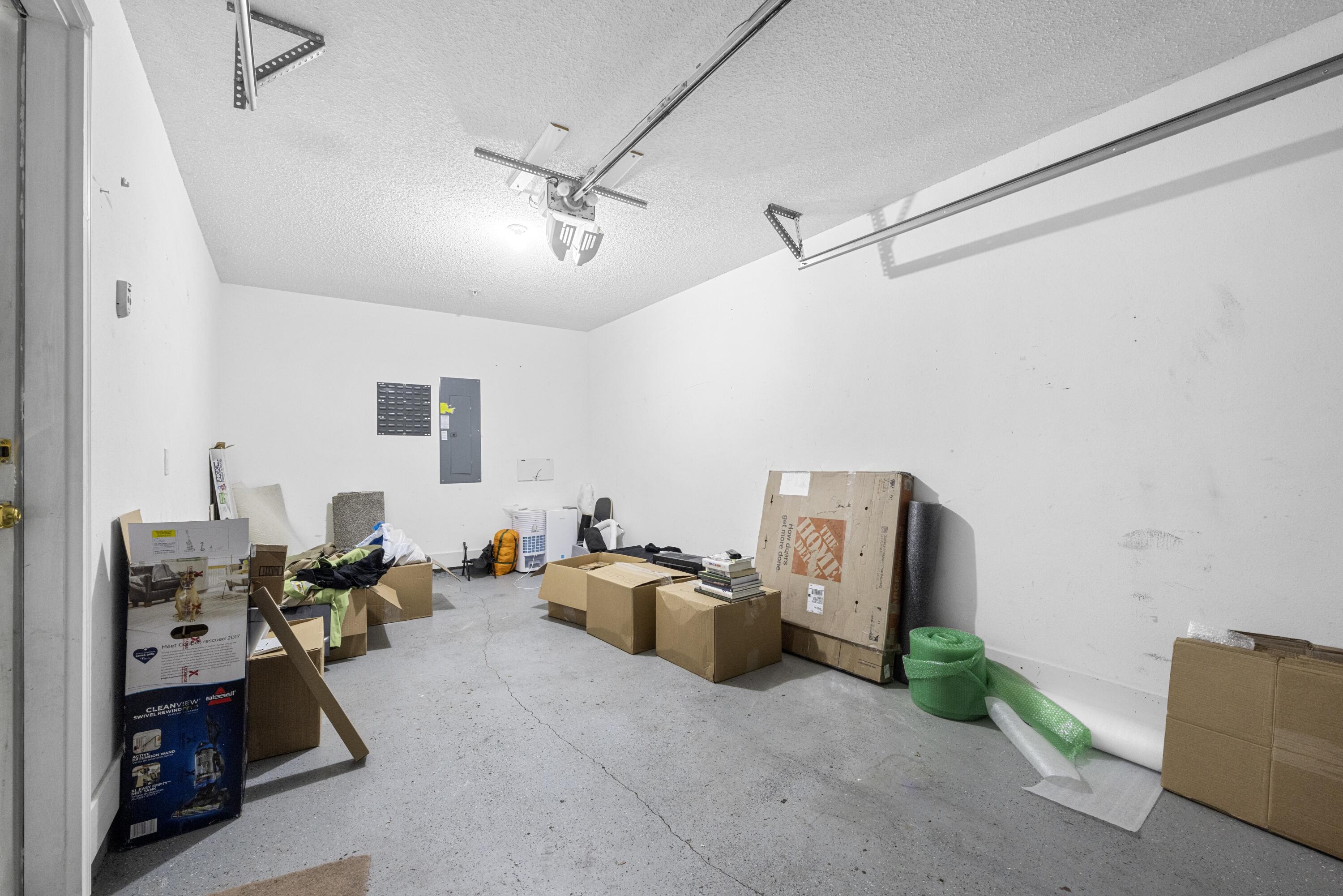 313 Crooked Pine Trail Crestview, FL 32539 - Photo 35 of 43 a bed room with furniture and gym equipment