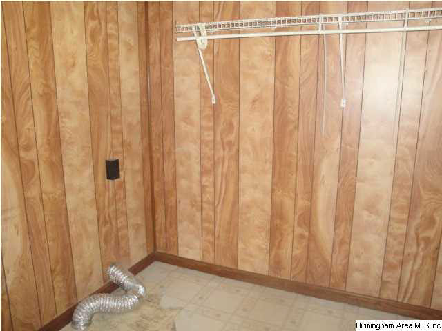 425 Main Street Jemison, AL 35085 - Photo 7 of 13
