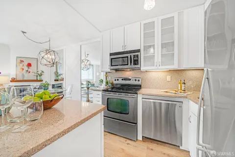 $660,000 | 439 Greenwich Street, Unit 9, San Francisco, CA 94133