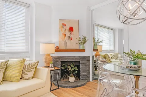 $660,000 | 439 Greenwich Street, Unit 9, San Francisco, CA 94133