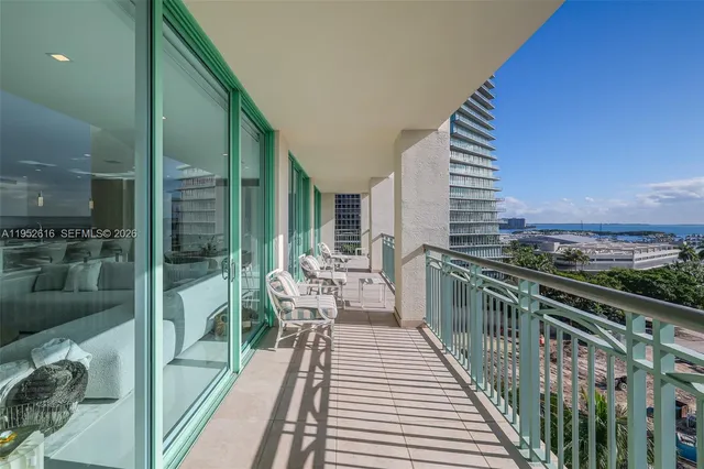 $3,995,000 | 3400 Southwest 27th Avenue, Unit 802, Miami, FL 33133
