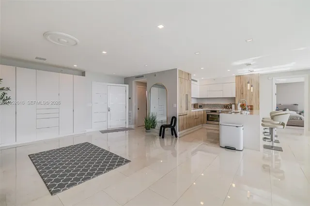 $3,995,000 | 3400 Southwest 27th Avenue, Unit 802, Miami, FL 33133
