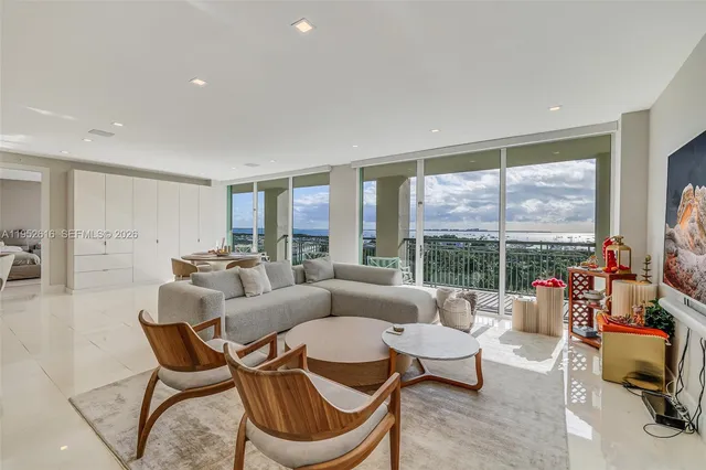 $3,995,000 | 3400 Southwest 27th Avenue, Unit 802, Miami, FL 33133