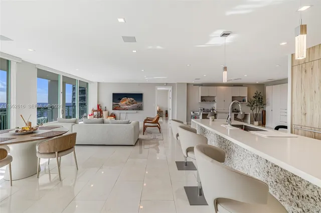 $3,995,000 | 3400 Southwest 27th Avenue, Unit 802, Miami, FL 33133