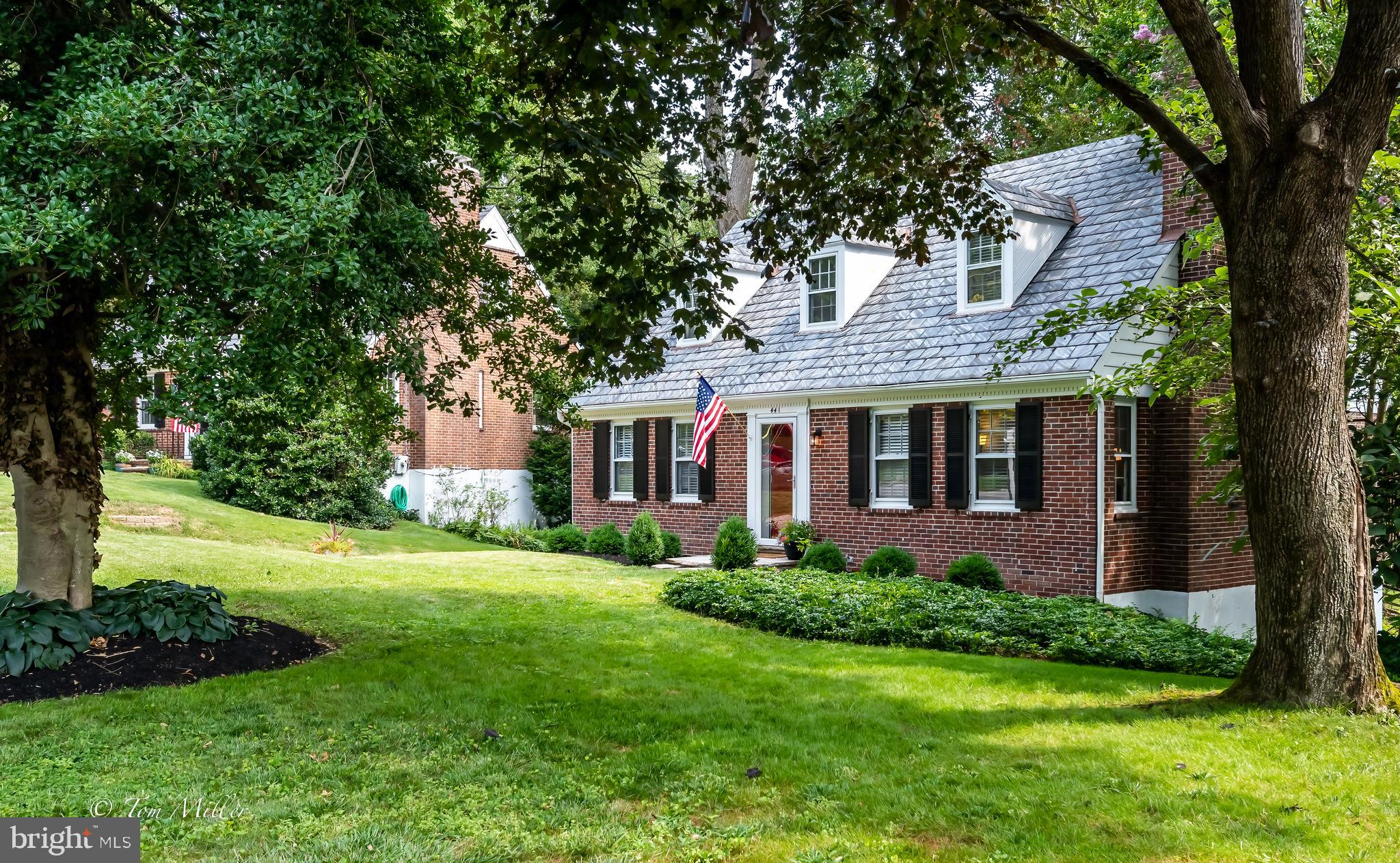 441 Range Road Towson, MD 21204 - Photo 2 of 50 Charming Brick Cape Cod on No Thru Street