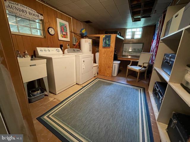441 Range Road Towson, MD 21204 - Photo 37 of 50 Laundry/Utility Room with Shelves For Storage