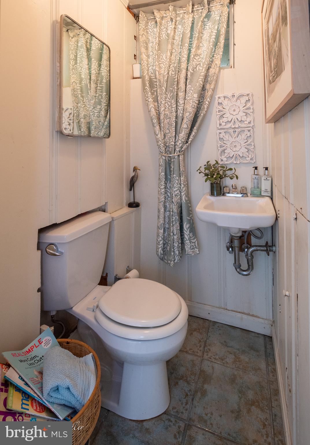 441 Range Road Towson, MD 21204 - Photo 42 of 50 Lower Level Half Bath