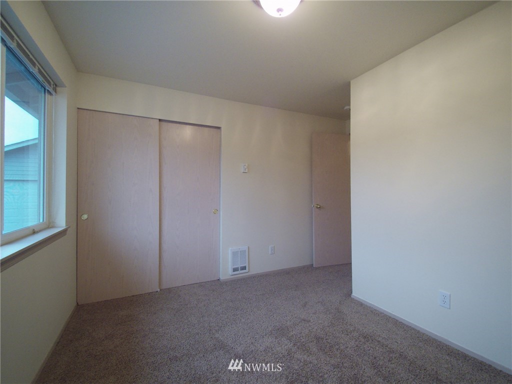 121 Alpine Loop Sequim, WA 98382 - Photo 9 of 25 Gallery Image 9