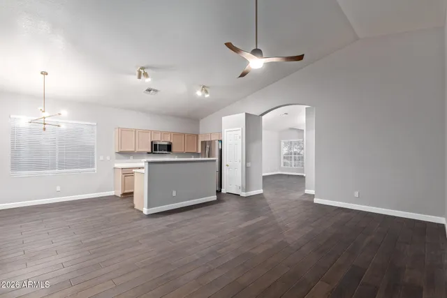 $2,600 | 1004 West Beverly Lane, Phoenix, AZ 85023