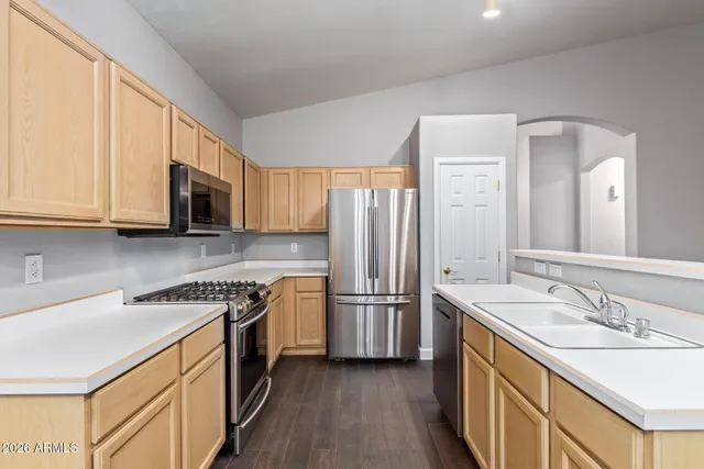 $2,600 | 1004 West Beverly Lane, Phoenix, AZ 85023