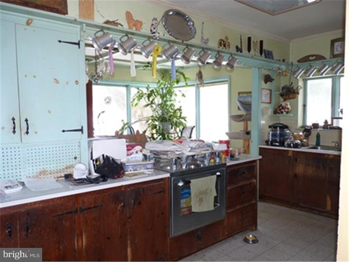 804 Sweetbriar Road Perkasie, PA 18944 - Photo 13 of 21 Kitchen