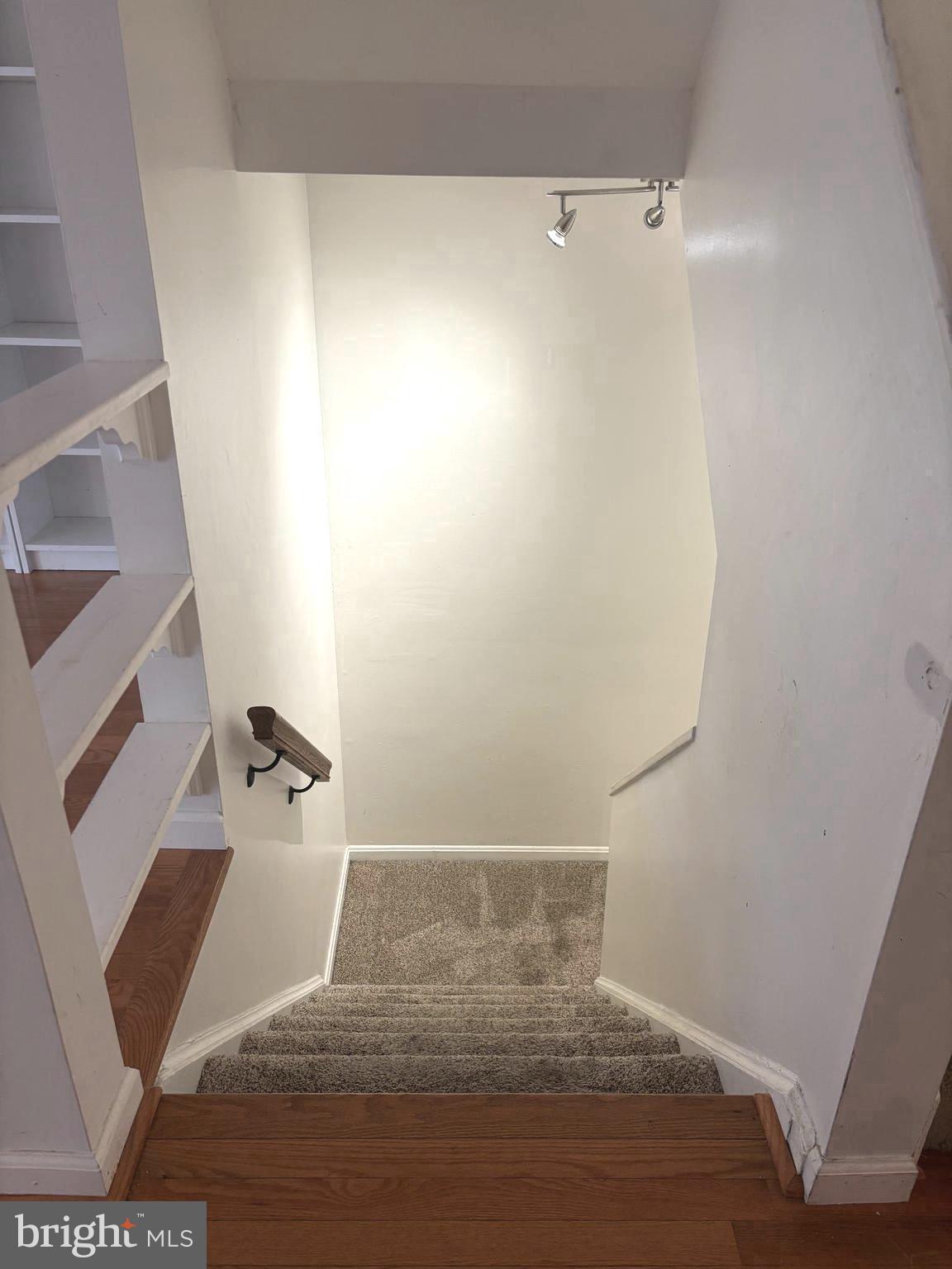 2847 Seminole Road Woodbridge, VA 22192 - Photo 12 of 38