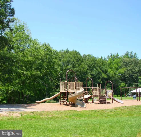 $460,000 | 2847 Seminole Road, Woodbridge, VA 22192