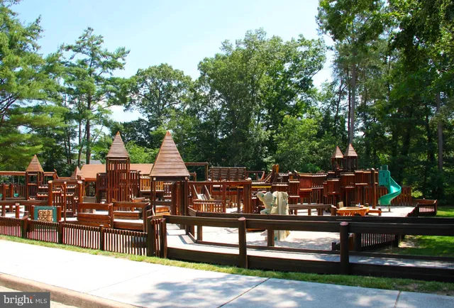 $460,000 | 2847 Seminole Road, Woodbridge, VA 22192