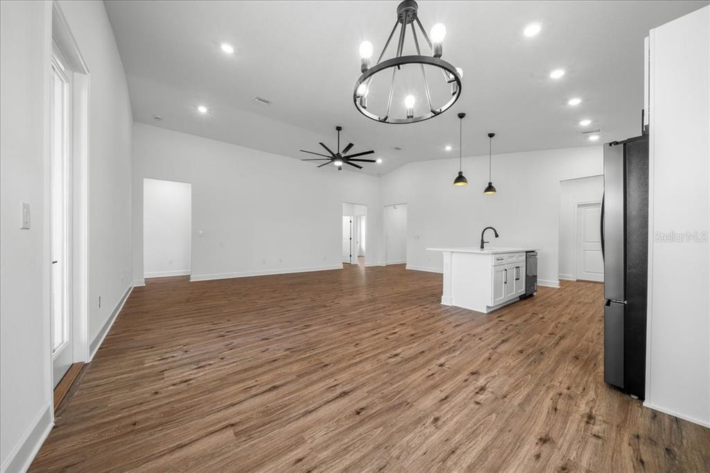 16213 Penn State Road Weeki Wachee, FL 34614 - Photo 18 of 63