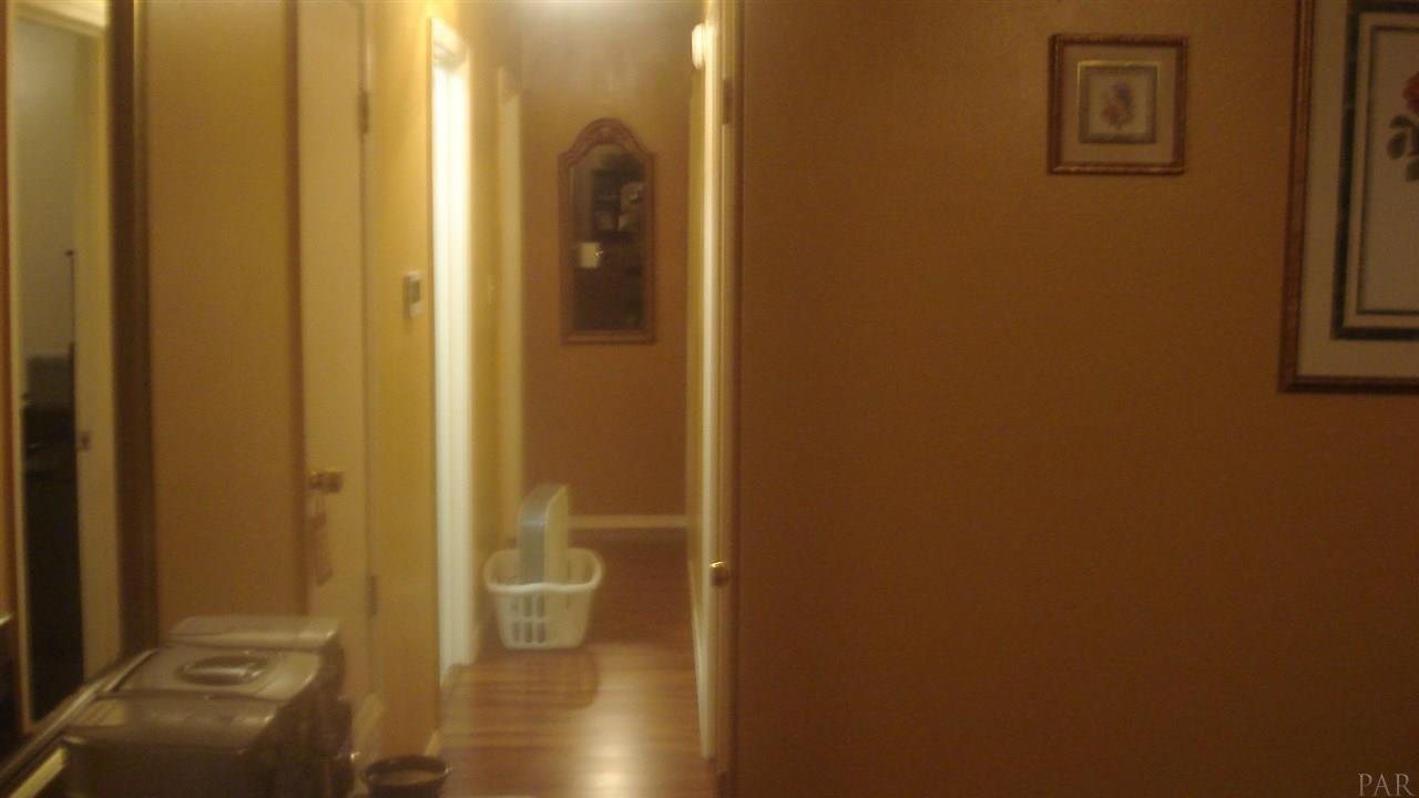5512 Walker Road Milton, FL 32570 - Photo 10 of 19