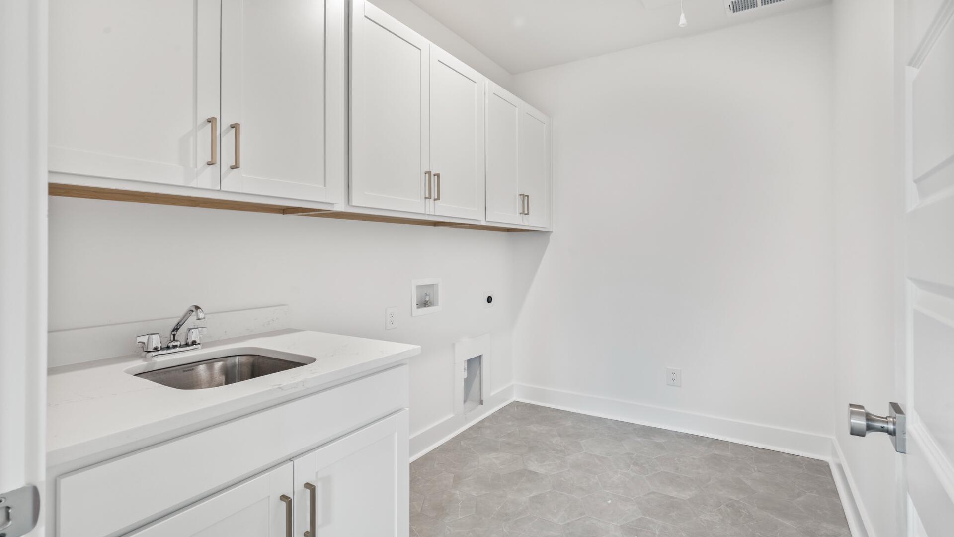 9280 Blue Jay Lane Awendaw, SC 29429 - Photo 13 of 25 Laundry Room