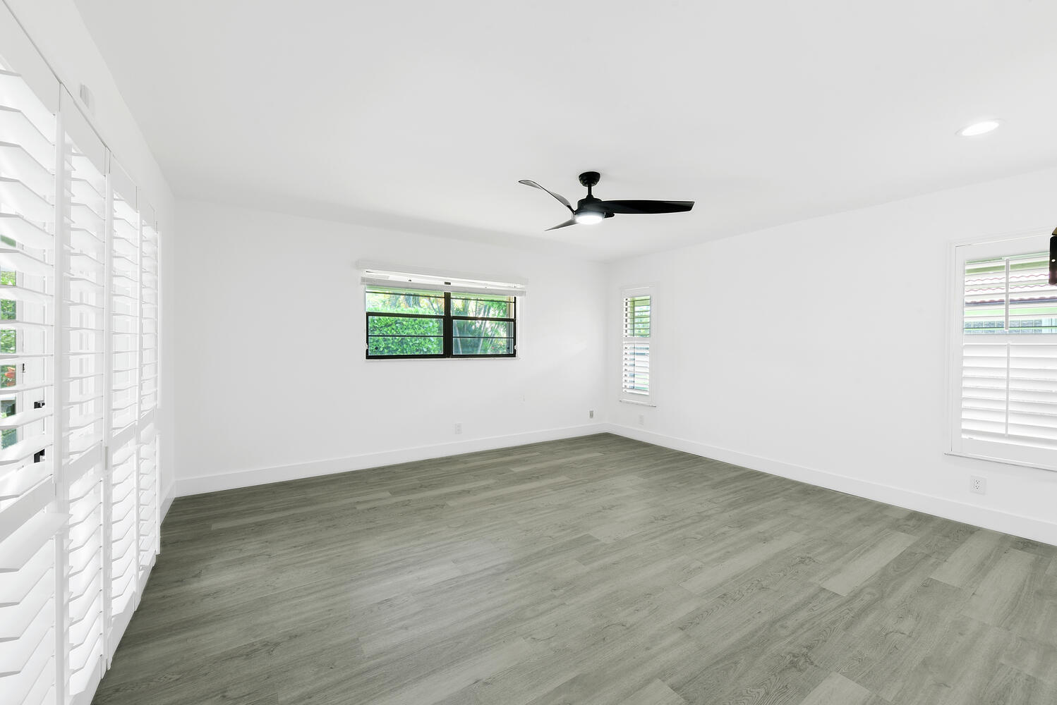 3185 St James Drive Boca Raton, FL 33434 - Photo 15 of 41 19.PrimaryBedroom1