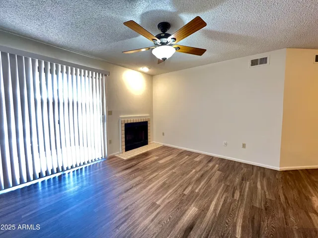 $1,325 | 533 West Guadalupe Road, Unit 1040, Mesa, AZ 85210